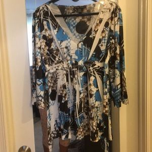 Vneck tied at waist mid sleeve tunic top